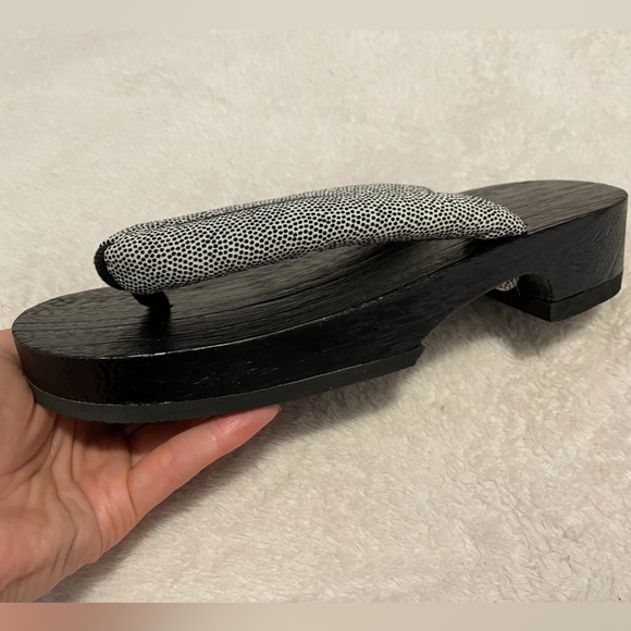Geta Sandal From Japan - 8/8.5 US - Picture 4 of 5